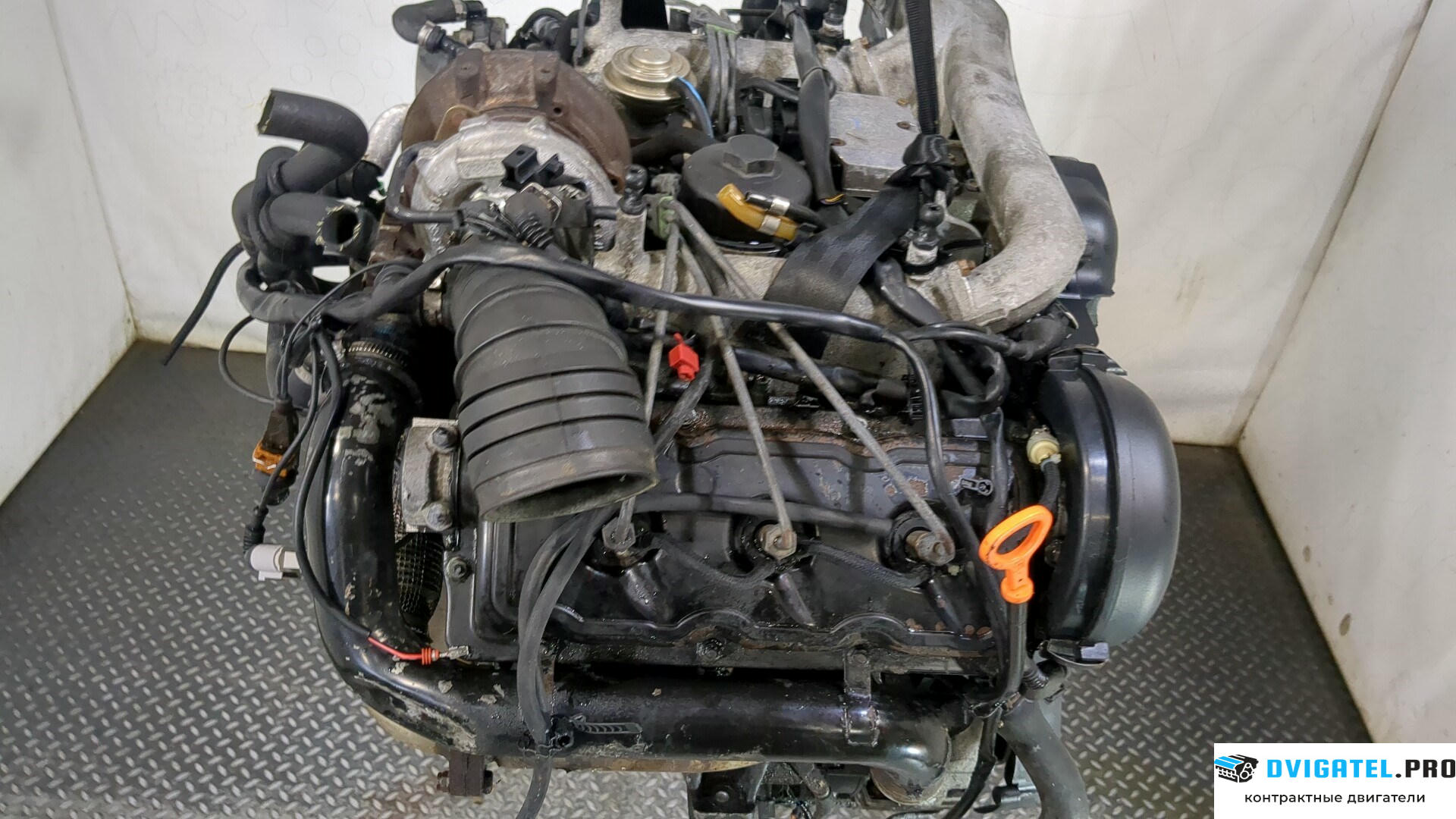 Двигатель Audi A6 C5 1997 - 2004 AKE 2.5 л., Дизель, TDI, артикул 9131428