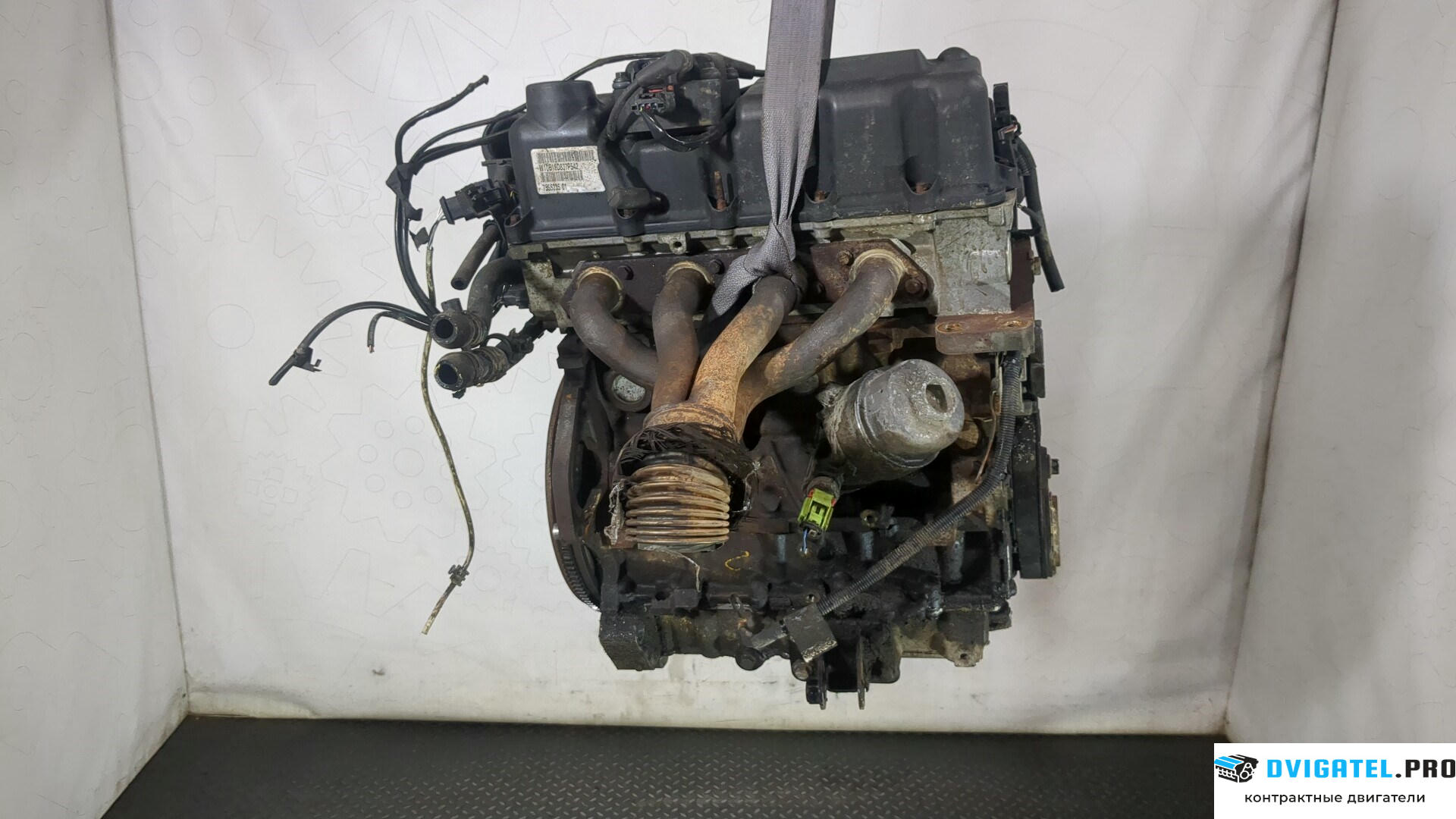 Двигатель Mini Cooper R50 / 53 2001 - 2006 W10B16A, W10B16AB 1.6 л., Бензин, Инжектор, артикул 8824769